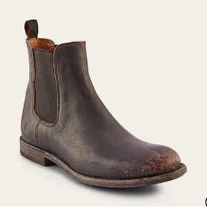 NWOB Frye Men's Bowery TYLER Chelsea Boot size 8 distressed 1624